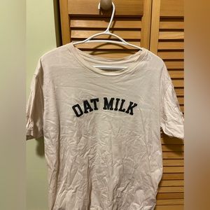 Oat milk Tee